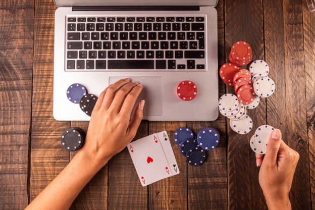 Онлайн казино блокировка развод в онлайн казино